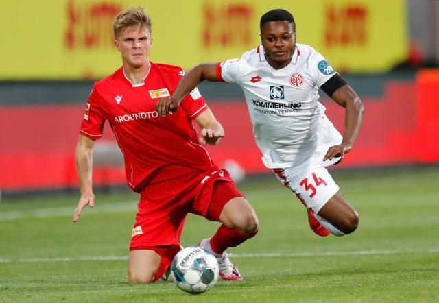 而不是简单 而不是简单